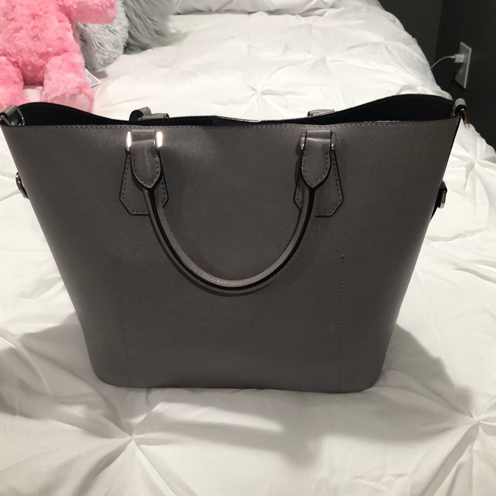 Authentic Michael Kors Bag - Picture 7 of 8